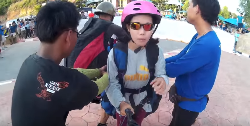 ครูผู้ฝึกสอนกีฬาร่มร่อนพาราไกลดิ้ง thaiparagliding