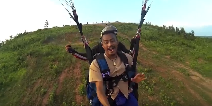 ครูผู้ฝึกสอนกีฬาร่มร่อนพาราไกลดิ้ง thaiparagliding